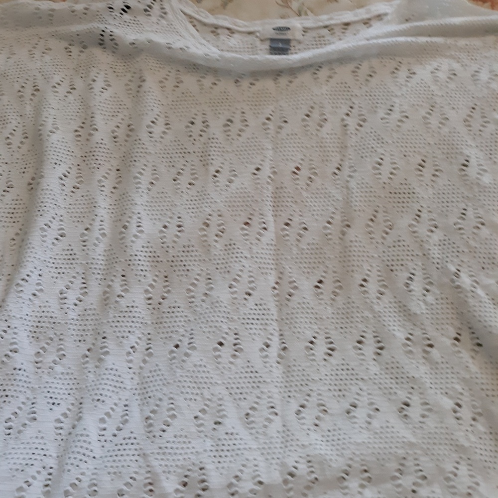 Top - Picture 2 of 2